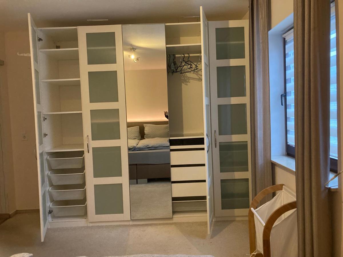 Grosse Wohnkueche, Terrasse, Schlafzimmer Am Steinhuder Meer, Wlan, Parkplatz, Fussbodenheizung, 70Qm Wunstorf Exterior foto